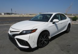2021 Toyota Camry - Thumbnail 4