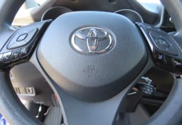 2019 Toyota C-HR - Thumbnail 33