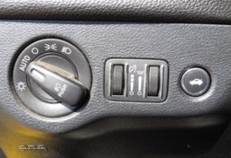 2017 Dodge Charger - Thumbnail 32