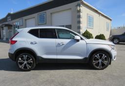 2020 Volvo XC40 - Thumbnail 11