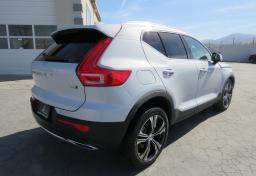 2020 Volvo XC40 - Thumbnail 5