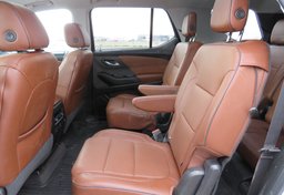 2018 Chevrolet Traverse - Thumbnail 32