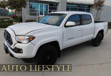 Picture of 2020 Toyota Tacoma