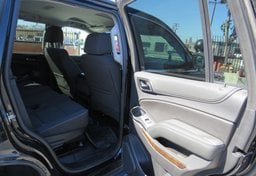 2019 Chevrolet Tahoe - Thumbnail 22