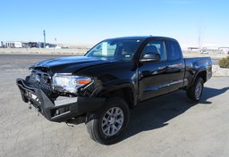 2019 Toyota Tacoma 4WD - Thumbnail 3