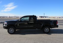 2019 Toyota Tacoma 4WD - Thumbnail 10