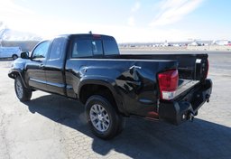 2019 Toyota Tacoma 4WD - Thumbnail 7