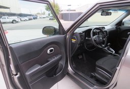 2019 Kia Soul - Thumbnail 21