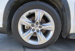 2015 Toyota Highlander - Thumbnail 17