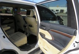 2015 Toyota Highlander - Thumbnail 24