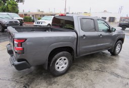 2022 Nissan Frontier - Thumbnail 8