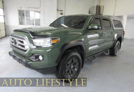 Picture of 2021 Toyota Tacoma