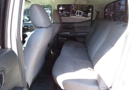 2017 Toyota Tacoma - Thumbnail 25