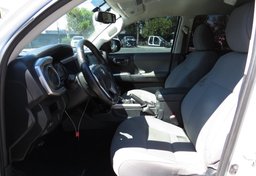 2017 Toyota Tacoma - Thumbnail 21