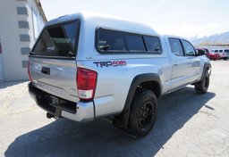 2022 Toyota Tacoma 4WD - Thumbnail 6