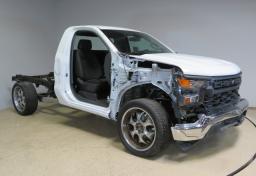 2023 Chevrolet Silverado 1500 - Thumbnail 2