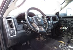 2014 Ram 2500 - Thumbnail 32