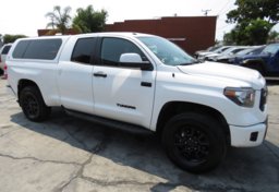 2016 Toyota Tundra 4WD Truck - Thumbnail 1