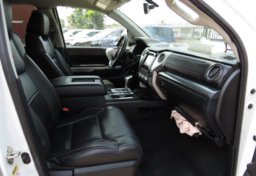 2016 Toyota Tundra 4WD Truck - Thumbnail 32