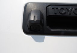 2016 Toyota Tundra 4WD Truck - Thumbnail 19