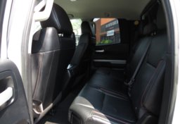 2016 Toyota Tundra 4WD Truck - Thumbnail 35