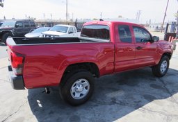 2018 Toyota Tacoma - Thumbnail 6