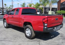 2018 Toyota Tacoma - Thumbnail 7