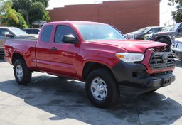 2018 Toyota Tacoma - Thumbnail 2