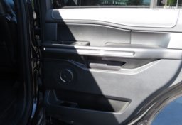 2019 Ford Expedition - Thumbnail 32