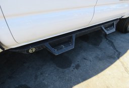 2016 Toyota Tacoma - Thumbnail 11