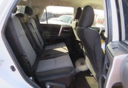 2020 Toyota 4Runner - Thumbnail 28