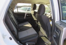 2020 Toyota 4Runner - Thumbnail 30