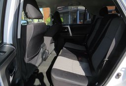 2020 Toyota 4Runner - Thumbnail 27