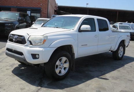 Picture of 2015 Toyota Tacoma
