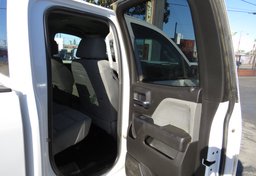 2017 Chevrolet Silverado 2500HD - Thumbnail 27