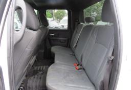 2022 Ram 1500 Classic - Thumbnail 31