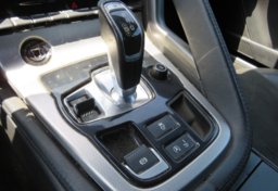 2017 Jaguar F-TYPE - Thumbnail 31