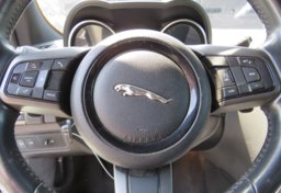 2017 Jaguar F-TYPE - Thumbnail 24