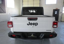 2020 Jeep Gladiator - Thumbnail 13