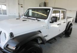 2020 Jeep Gladiator - Thumbnail 16