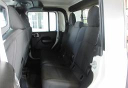 2020 Jeep Gladiator - Thumbnail 35