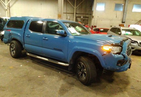 Picture of 2019 Toyota Tacoma 4WD
