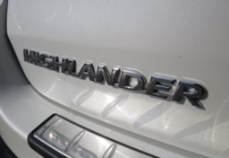 2016 Toyota Highlander - Thumbnail 17