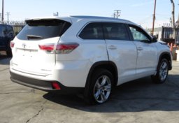 2016 Toyota Highlander - Thumbnail 7