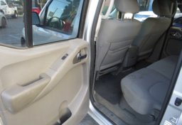 2018 Nissan Frontier - Thumbnail 28