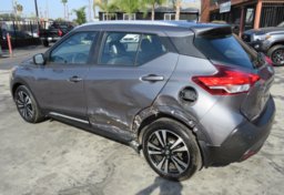 2020 Nissan Kicks - Thumbnail 4