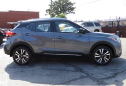 2020 Nissan Kicks - Thumbnail 9