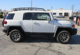 2012 Toyota FJ Cruiser - Thumbnail 5