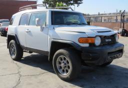 2012 Toyota FJ Cruiser - Thumbnail 3