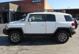 2012 Toyota FJ Cruiser - Thumbnail 6